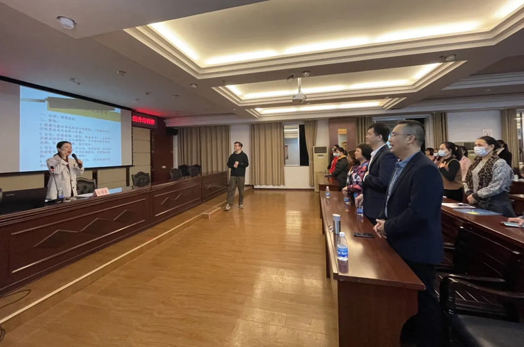 傾聽(tīng)純粹的聲音，以朗誦抒發(fā)美好