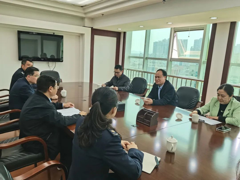 凝共識(shí)聚合力 協(xié)同推進(jìn)2023年工會(huì)經(jīng)費(fèi)稅務(wù)代收工作丨市總工會(huì)、市稅務(wù)局召開稅務(wù)代收工會(huì)經(jīng)費(fèi)工作第一次聯(lián)席會(huì)議