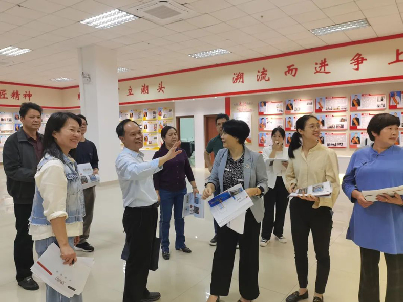 梧欽兩地工會(huì)召開六堡茶、坭興陶勞模工匠 聯(lián)盟創(chuàng)新成果展籌備交流會(huì)