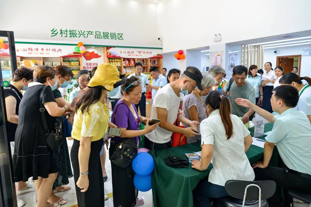 好消息！郵政鄉(xiāng)村振興產(chǎn)品展銷館正式啟動(dòng)