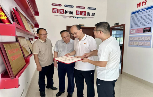 梧州市總工會調研組赴蒙山縣和藤縣調研工會工作