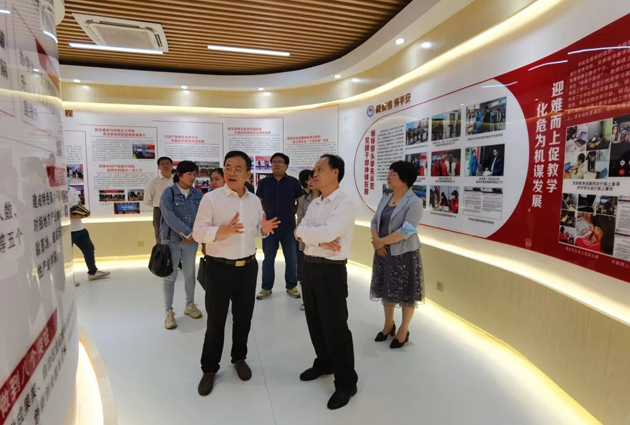 謝善高一行到工匠學(xué)院開展產(chǎn)業(yè)工人隊(duì)伍建設(shè)改革工作調(diào)研