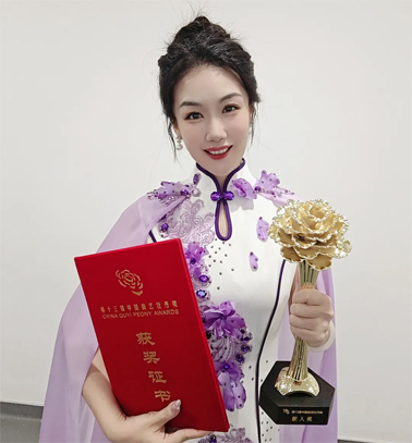 以“非遺”傳唱“非遺” ！梧州粵曲演員鐘杏沂摘“牡丹”