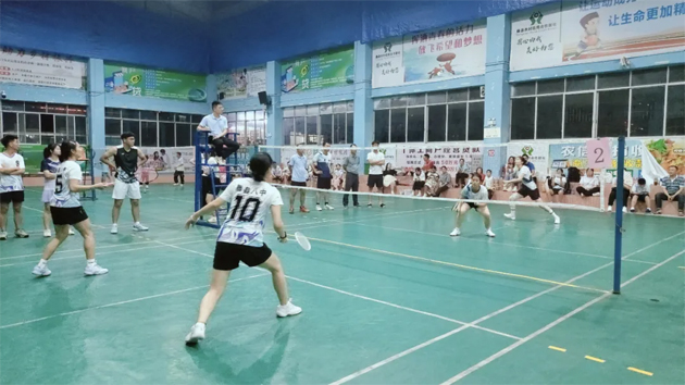 藤縣職工運(yùn)動會羽毛球乒乓球雙冠賽圓滿收官